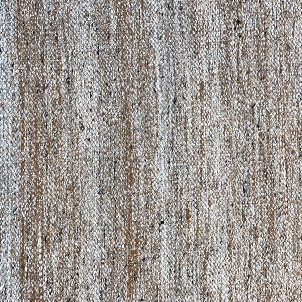 Buitenpoef Lion - beige