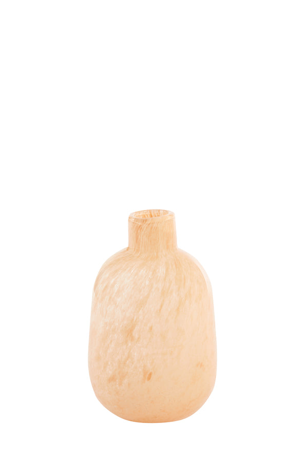 Glazen vaas dakar in zacht oranje kleur. Vaas met smalle hals en beschikbaar in 3 formaten.