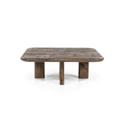 Donkerbruine vierkant salontafel met afgeronde hoeken en platte rechthoekige poten 
